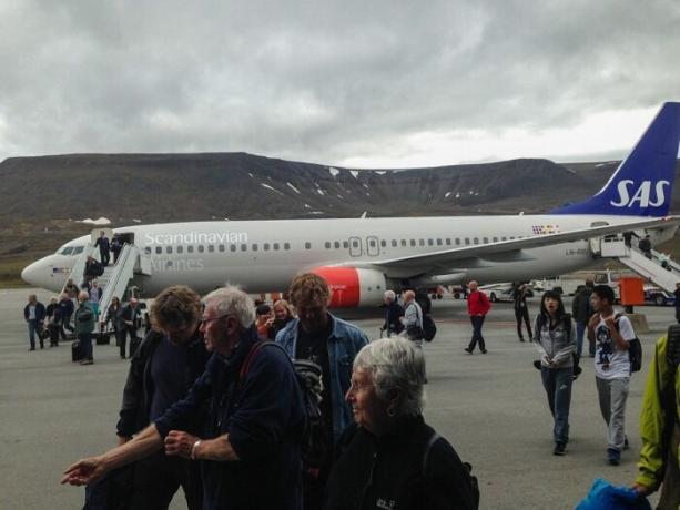 V roce 1975, v severní části města se objevily Airport (Longyearbyen).