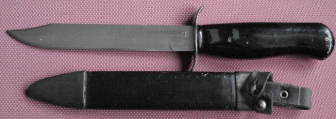 Sovětská verze finca - Scout nůž HP-40, 1950. | Foto: forum.guns.ru. 
