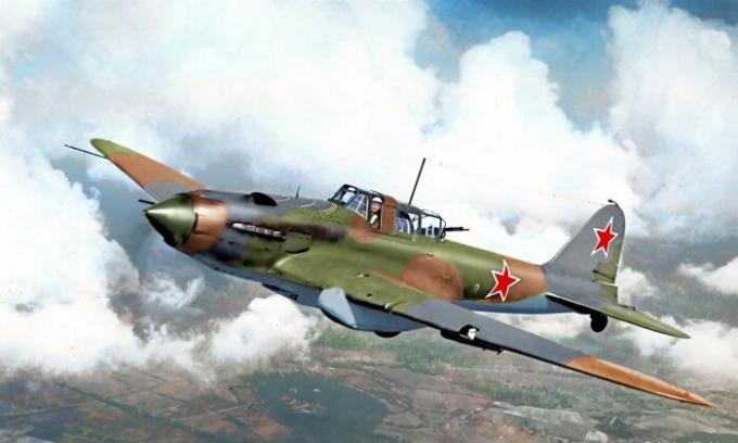 Sturmovik IL-2 od známého zkušební pilot Vladimir Kokkinaki. | Foto: klimbim2014.wordpress.com.