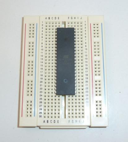 Obr. 4. čip připojení na prkénko