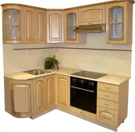 Sada nábytku pro malou kuchyň: klasický, patina, materiál - bělený dub