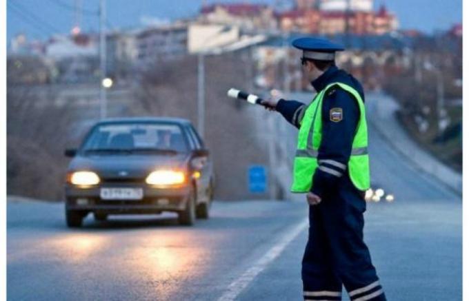 14 úkladům dopravní policie, by měl vědět každý řidič