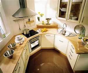 I velmi malá kuchyň se složitým tvarem může být pohodlná.