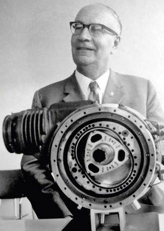 A Felix Wankel rotační pístový motor jeho konstrukce.