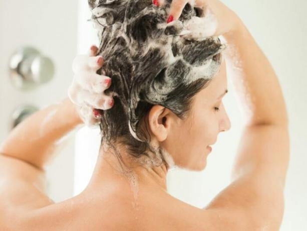 Mýt vaše vlasy se nedoporučuje častěji 2-3 krát týdně. / Foto: conteudo.imguol.com.br. 