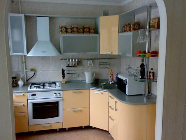 dispozice kuchyně 8 m2