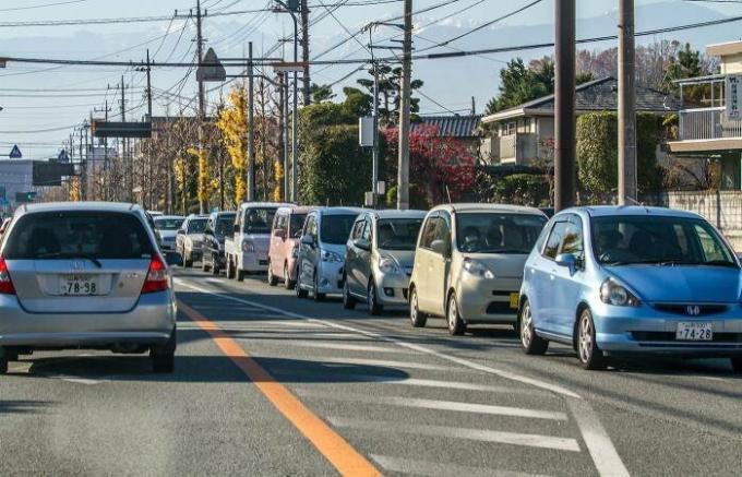 Nabízí národního automobilového trhu.