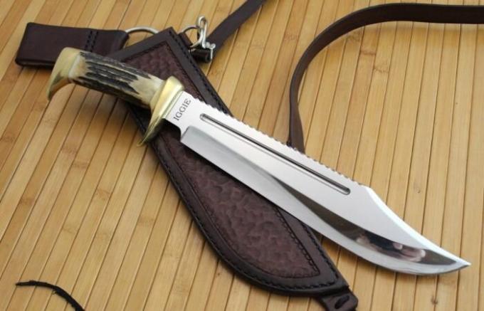  Krásné a praktické nože jsou vždy přitahováni k mužům. | Foto: custommade.com.