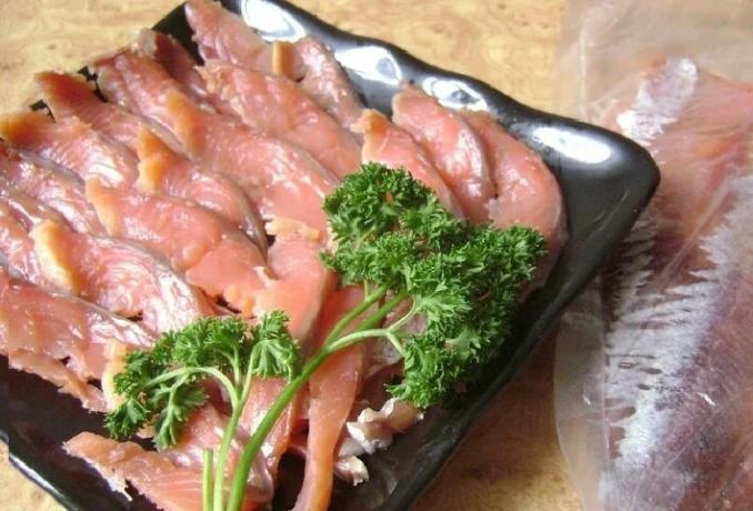 Jak mohu udělat vonný osolené ze zmrazeného lososů „losos“. snadný recept