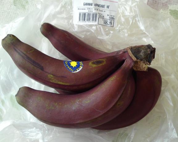 V regálech supermarketů tam byly červené banány: co chutnají? I sdílet své zkušenosti