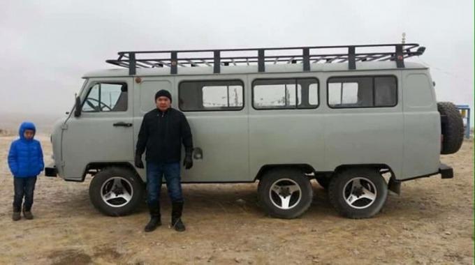 Triaxiální UAZ, který je v Mongolsku a to není neobvyklé. | Foto: carakoom.com.