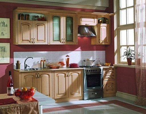 Kuchyňská sada se zajímavými dekorativními prvky