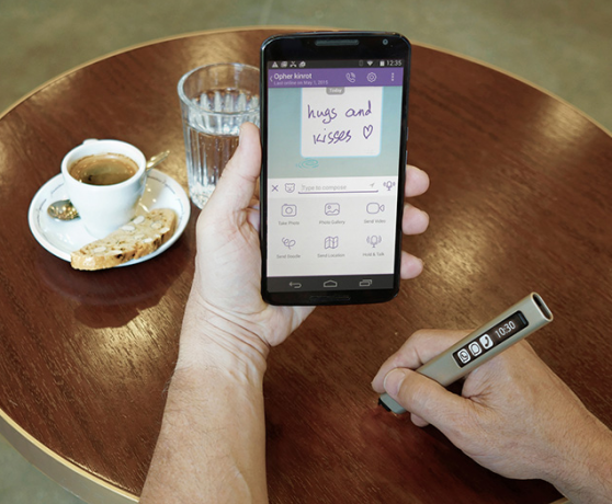 S Phree Digital Stulus mohou psát na jakýkoliv povrch - slova a kresby se okamžitě objeví na displeji smartphonu
