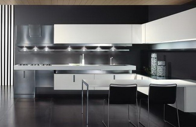 černobílý design kuchyně