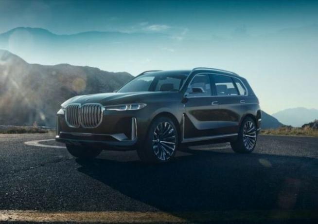 Už jen jeden druh BMW Concept X7 IPerformance nyní.