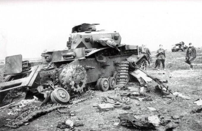 Později začali plat a lemované německých tanků. | Foto: Military album.