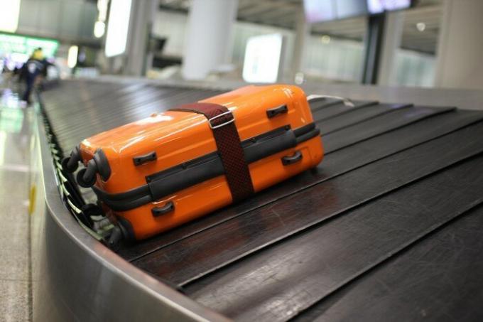 Jak nebýt volnoběh při čekání na jejich zavazadel na letišti a dostat ji dříve než ostatní
