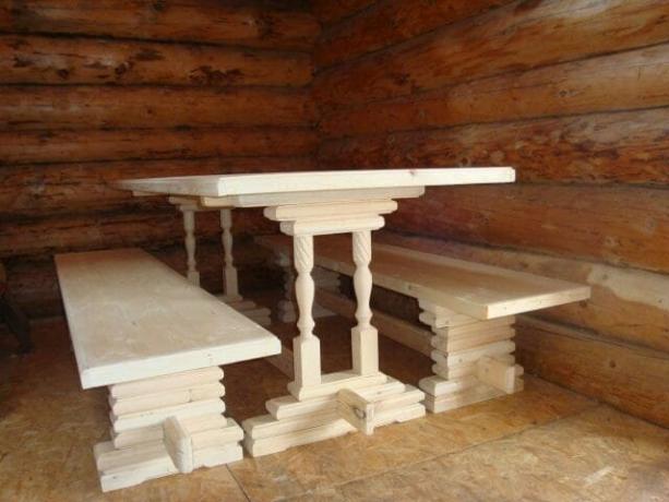 Nábytek pro lázně ze dřeva