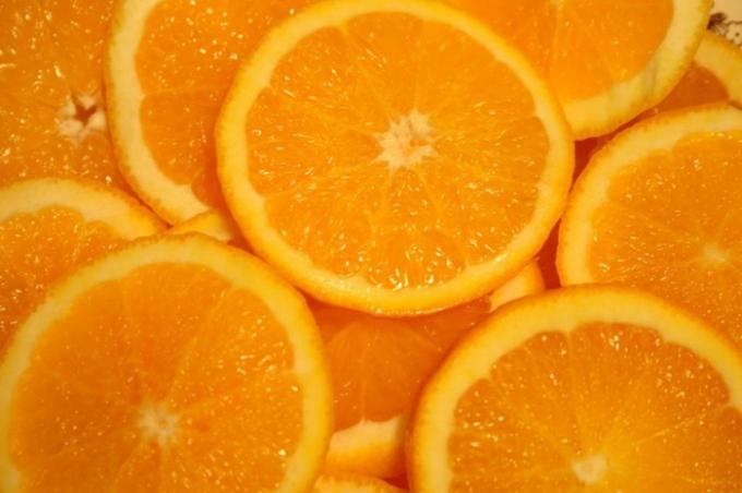 Oranžová kuchyně (41 fotografií): zní to lahodně, vypadá atraktivně