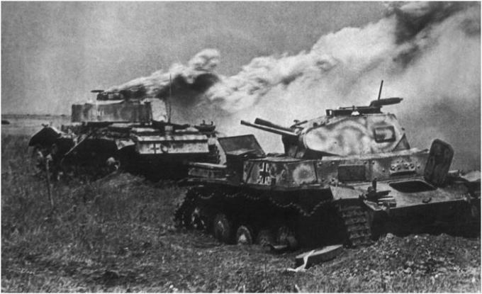 Již první bitva ukázala, že německé tanky nejsou tak spolehlivé. | Foto: yandex.ua. 